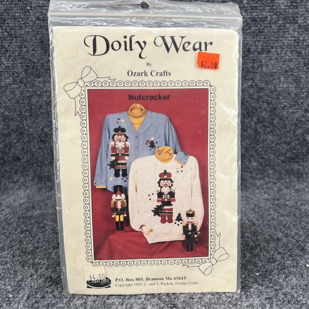 Doily Wear by Ozark Crafts Nutcracker #831 Pattern For Sweatshirts / Denim VTG